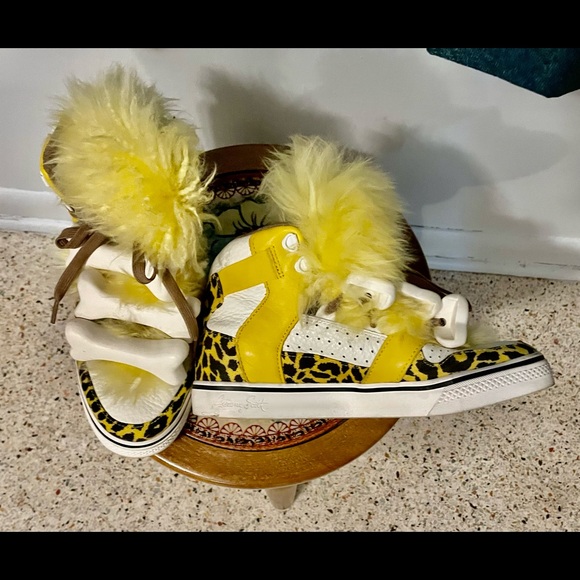 Jeremy Scott x Adidas Shoes - Adidas original Jeremy Scott Bones Fur Yellow Leopard
